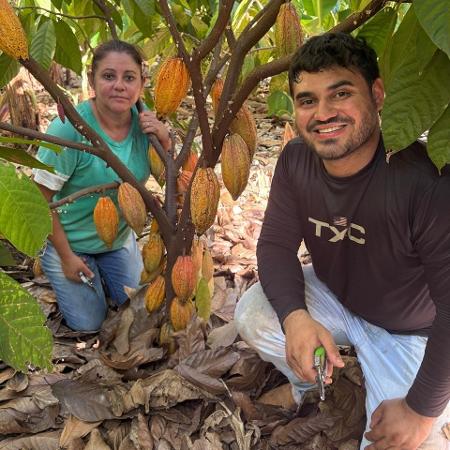 Diego e a mãe no Rancho do Cacau Diego e a mãe no Rancho do Cacau