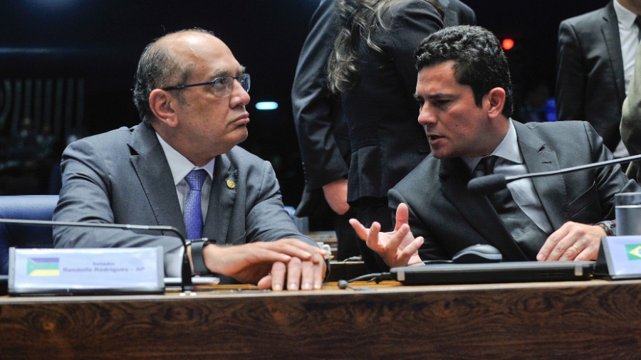 Gilmar Mendes (esq.) e Sérgio Moro - Jane de Araújo/Agência Senado