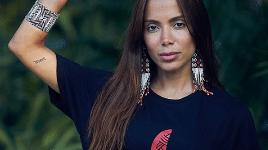 A cantora Anitta compartilhou mensagem divulgada pela Apib nas redes sociais A cantora Anitta compartilhou mensagem divulgada pela Apib nas redes sociais