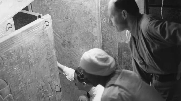 Exhibit at Oxford University Bodleian Library Celebrates 100th Anniversary of Discovery - HARRY BURTON/GRIFFITH INSTITUTE, OXFORD UNIVERSITY