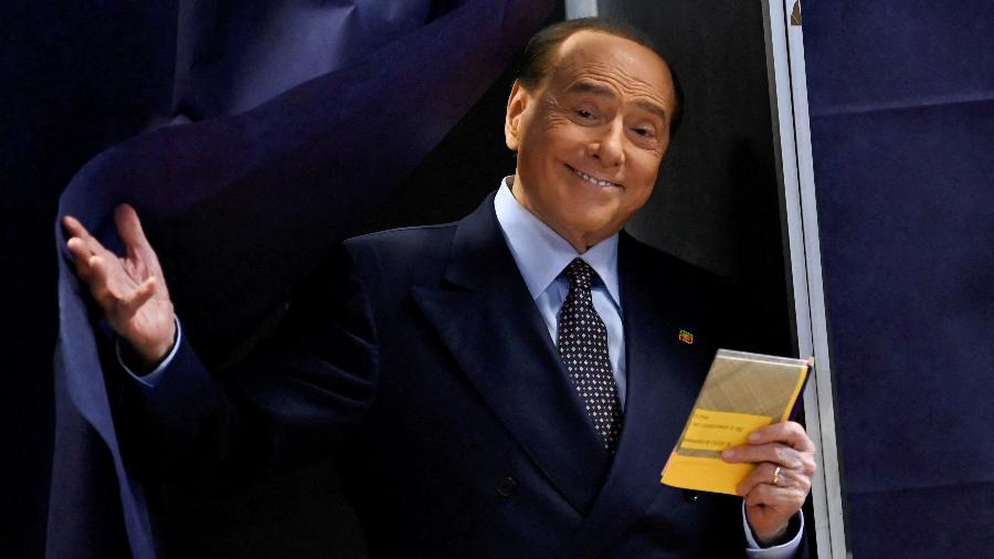 Às vésperas de completar 86 anos de idade, o Berlusconi foi eleito no distrito de Monza - FLAVIO LO SCALZO/Reuters