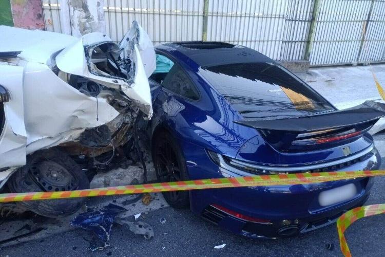 Motorista de Porsche bate em Renault na zona leste de SP