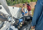 Dupla sobrevive a queda de avião de pequeno porte sobre casas em Belém