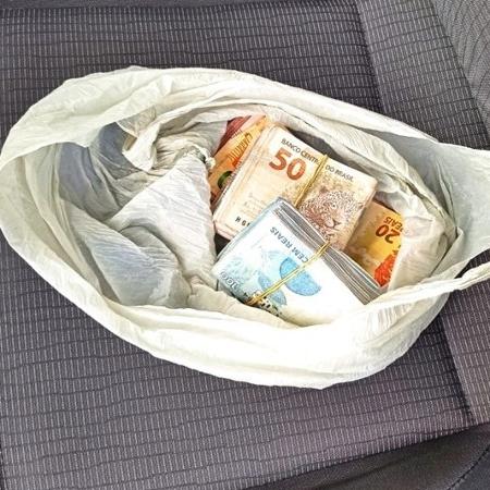 Dinheiro encontrado na cueca de vereador em Sergipe - Divulgação/PM-SE