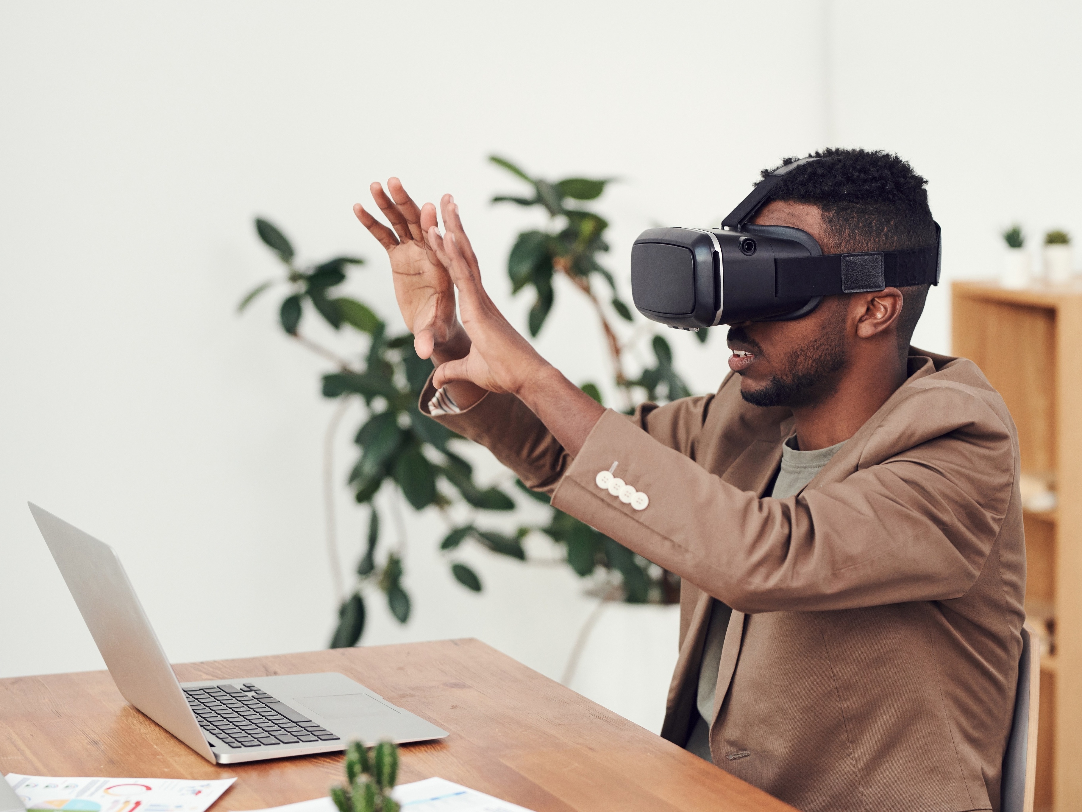 METAVERSO, REALIDADE VIRTUAL E REALIDADE AUMENTADA I A digitalização da  apresentação de imóveis 