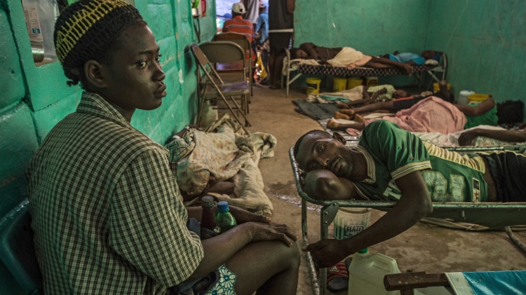 Clínica onde pacientes com cólera são tratados no Haiti