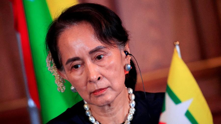 Aung San Suu Kyi foi condenada no final de abril em virtude da lei anticorrupção a outros cinco anos de prisão, durante um processo denunciado como político pela comunidade internacional - Franck Robichon/Pool via Reuters/Arquivo