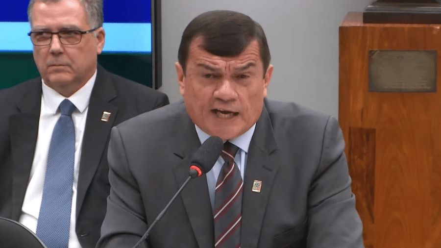 Ministro da Defesa, General Paulo Sérgio Oliveira, indicou militares para fiscalizarem as eleições - Reprodução/TV Câmara