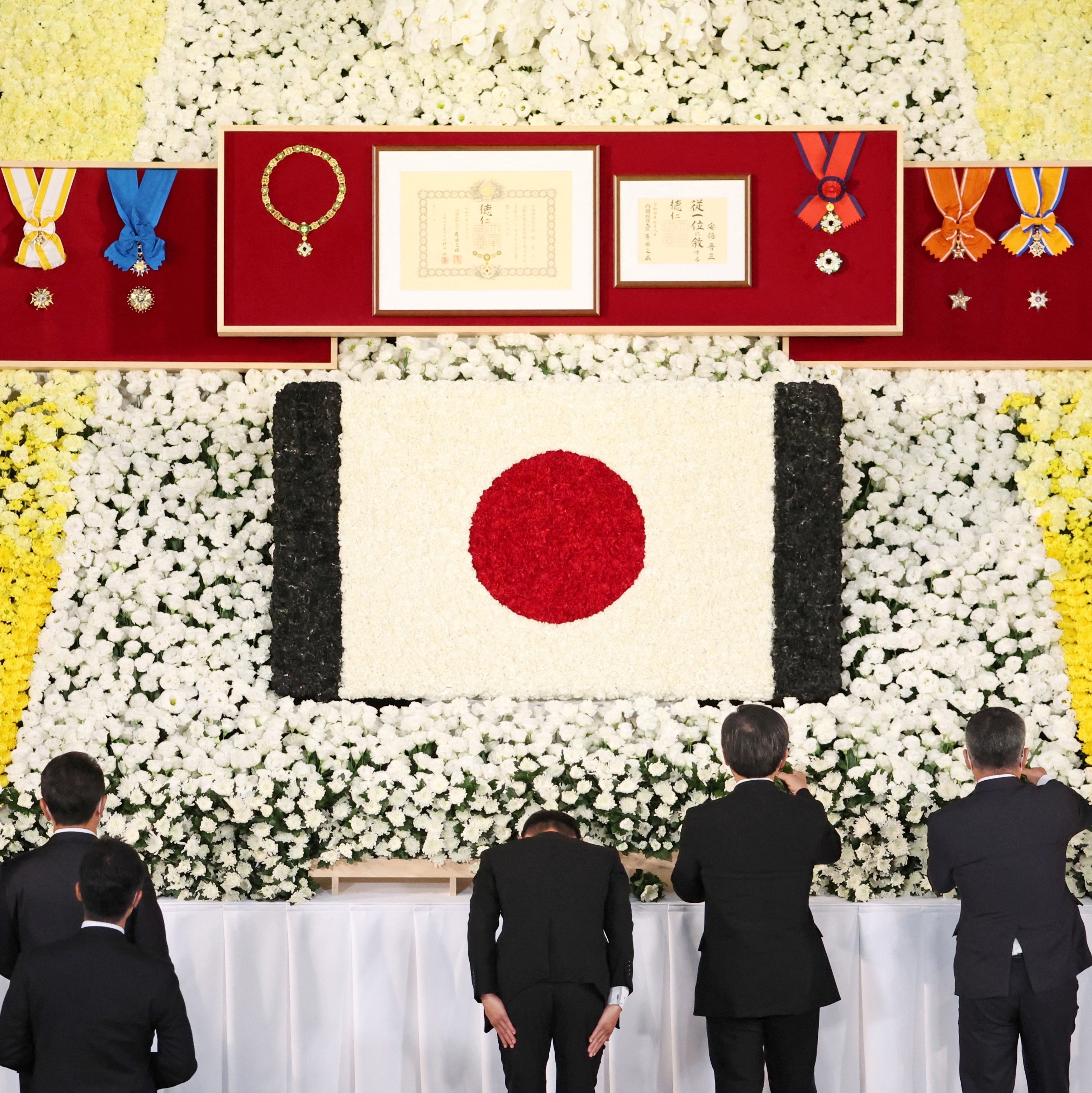 Japão: Por que funeral de Shinzo Abe, morto em julho, causa polêmica