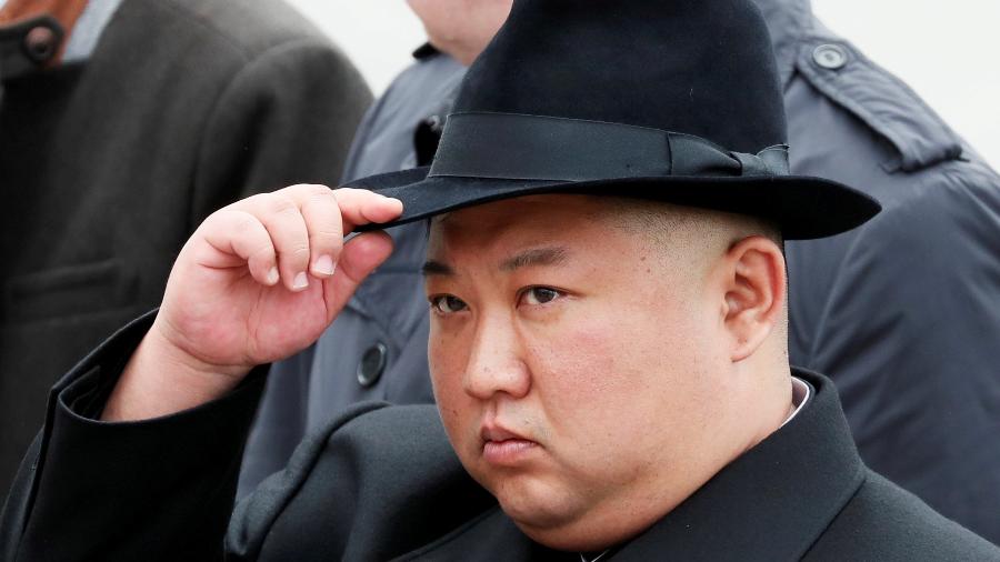 Líder da Coreia do Norte, Kim Jong Un, durante cerimônia em Vladivostok - 