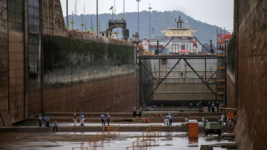 Quase 6% do comércio mundial trafegam pelo canal do Panamá - AFP