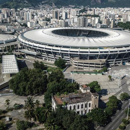 Vista aérea do palacete ao lado do estádio do Maracanã sobre o qual indígenas reivindicam seus direitos ancestrais de propriedade