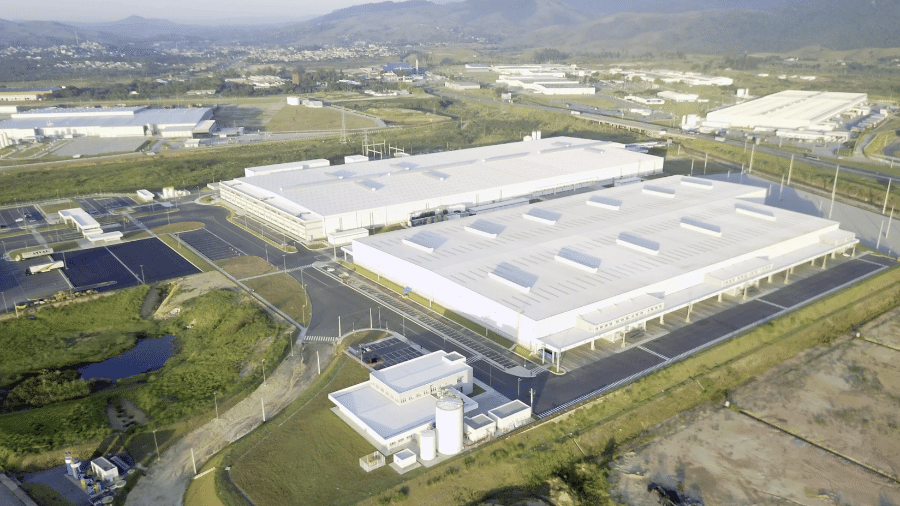 Galpão logístico em Itatiaia (RJ), às margens da rodovia Presidente Dutra: Nissan ocupará área de 24,6 mil m² em 2026 Galpão logístico em Itatiaia (RJ), às margens da rodovia Presidente Dutra: Nissan ocupará área de 24,6 mil m² em 2026