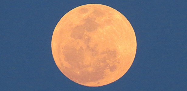 Na véspera do fenômeno, lua cheia em Bonito (MS) já aparece maior e mais brilhante - GISELE PIMENTA/FRAMEPHOTO/FRAMEPHOTO/ESTADÃO CONTEÚDO