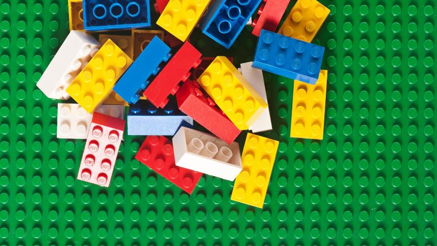 Adolescente carregava brinquedo montado com peças de Lego que foi confundido com uma arma real   - Getty Images