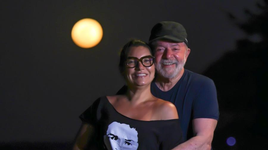 Lula e Janja posam para foto de Ricardo Stuckert, no Cear - Reproduo / Twitter