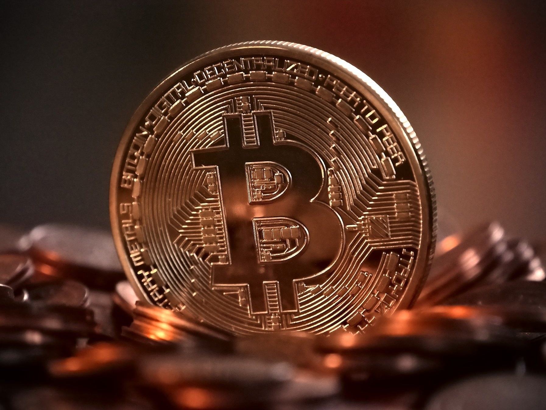 Existe retorno garantido com bitcoin? Veja como fugir de golpes