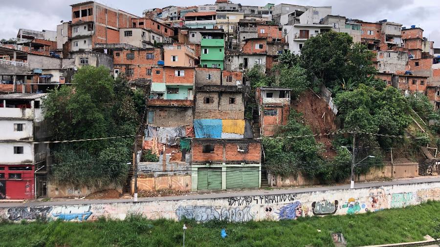 Jardim Damasceno, na zona norte de São Paulo, é uma das 493 áreas de risco de enchente e deslizamento na capital - Lucas Borges Teixeira/UOL