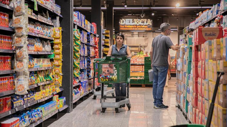 Supermercado; Inflação; IPCA-15; IPCA; compras; carrinho de compras; orçamento familiar