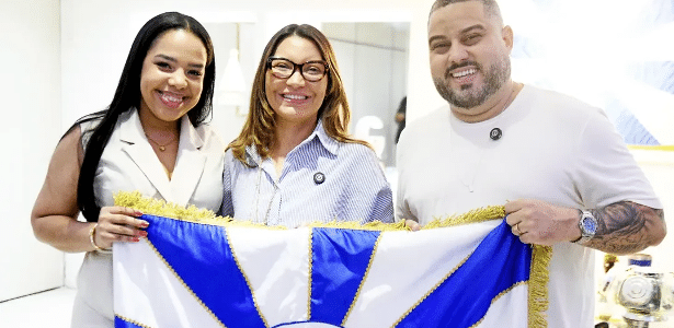 Janja e ministras voaram de FAB em visita, em outubro, à escola que ...