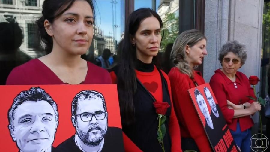 Parentes de Dom Phillips fazem vigília em frente à embaixada do Brasil em Londres - Reprodução/TV Globo