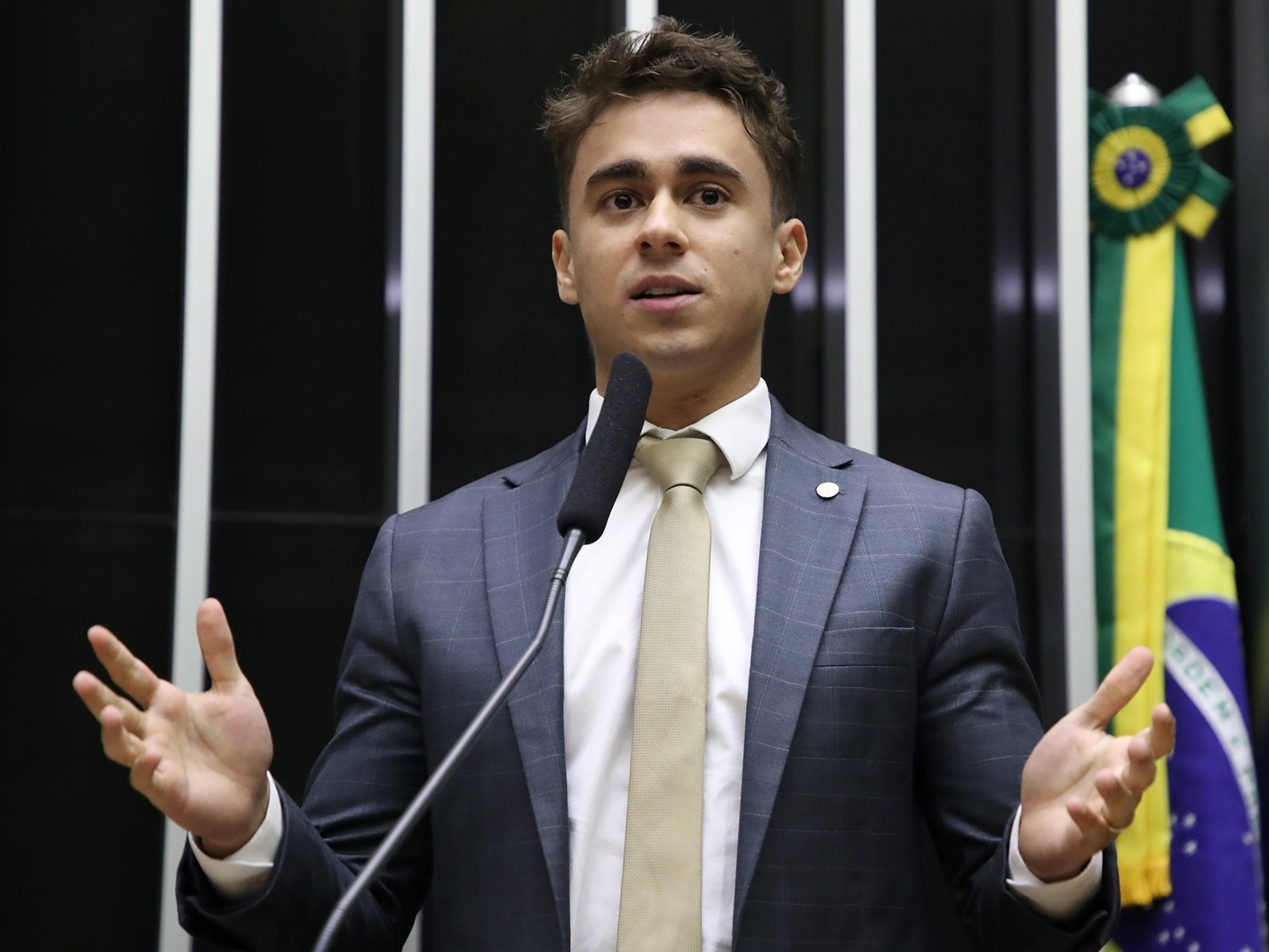 PGR denuncia Nikolas Ferreira por chamar Lula de 