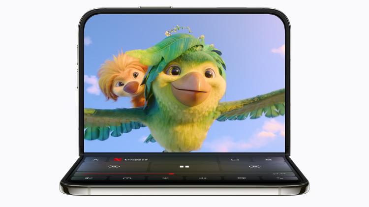 Aplicativo da Netflix no iOS 27 com adaptação para a tela dobrável do iPhone Duo Aplicativo da Netflix no iOS 27 com adaptação para a tela dobrável do iPhone Duo