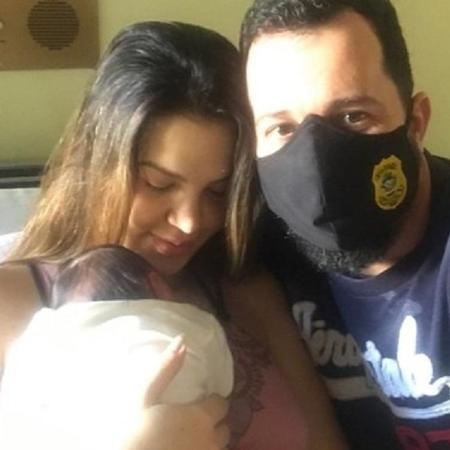 Ricardo Vilaverde fez o parto da própria filha em Goiás - Reprodução/TV Anhanguera