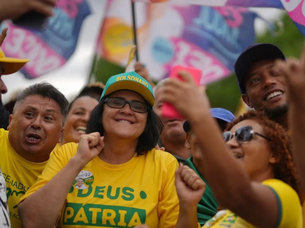 Apuração 2022: Damares Alves é eleita senadora pelo DF - 02/10/2022 - Poder  - Folha