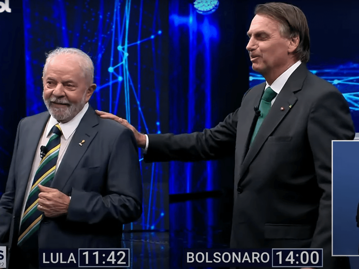Chegou a hora de dizer adeus a Bolsonaro. E fazer oposição dura a Lula