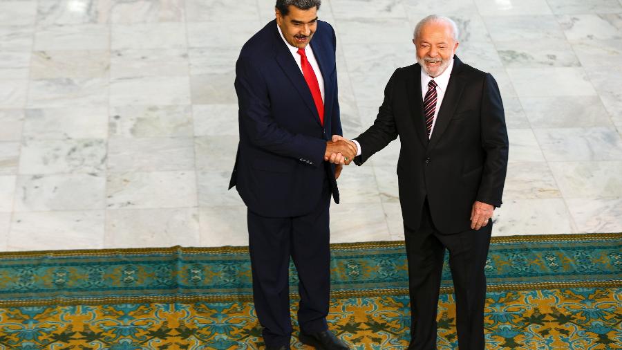 O presidente Luiz Inácio Lula da Silva recebe o presidente da Venezuela, Nicolás Maduro, no Palácio do Planalto - 29.mai.2023 - Marcelo Camargo/Agência Brasil