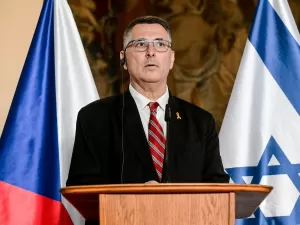 Chanceler israelense menciona possível acordo 'agora' sobre reféns em Gaza