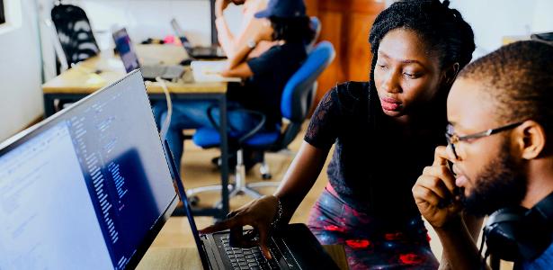 Startup cria vale-educação como benefício de empresas para funcionários