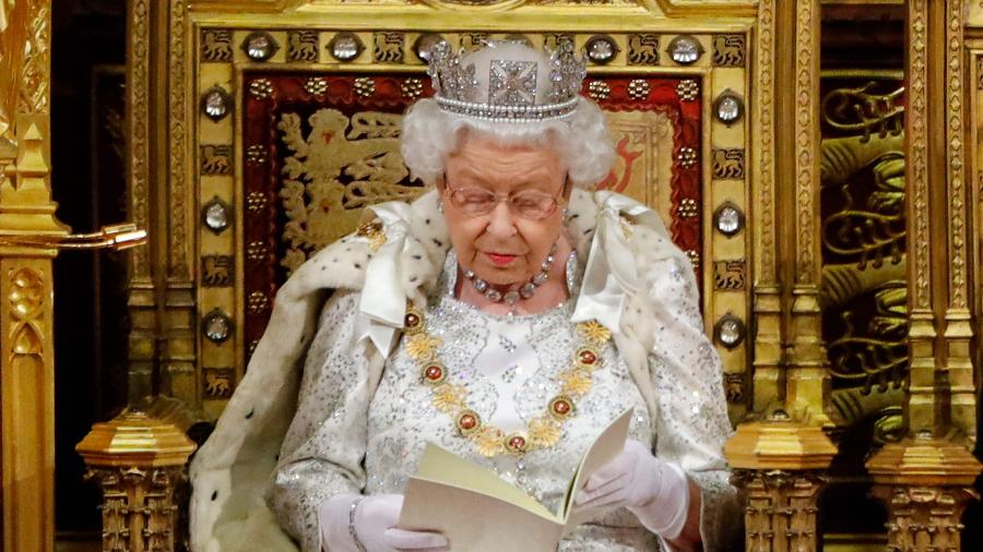 Elizabeth II durante Discurso da Rainha, que abre ano legislativo no Reino Unido - Tolga Akmen/AFP