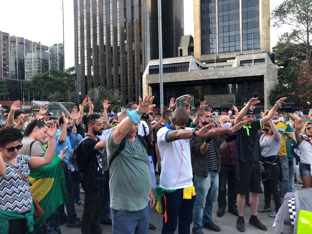 Em SP, bancada cristã defende atos pró-Bolsonaro, mas evita confronto