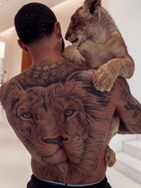 Imagem compartilhada por Memphis Depay