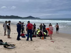 Pai morre afogado e menino de 10 anos desaparece em praia de SC