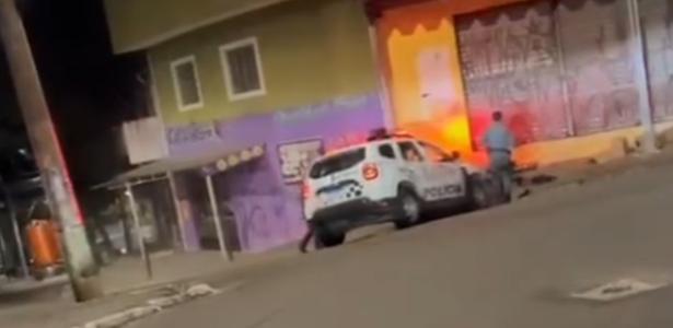 Homem fica ferido após ser atropelado por viatura da PM em Guarulhos