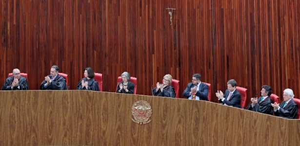 Um dos sete ministros do TSE pode apresentar decisão monocrática sobre Lula