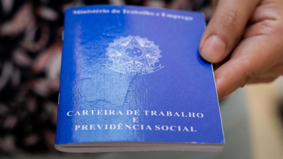 Empregados regidos pela CLT representavam apenas 0,4% do total de ocupados em 2019 nas administrações direta e indireta estaduais - Matheus Sciamana/PhotoPress/Estadão Conteúdo