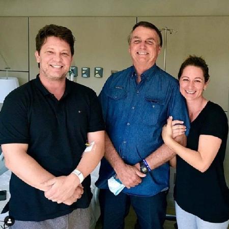Bolsonaro visita o secretário especial da Cultura, Mário Frias, no hospital - Reprodução/Instagram