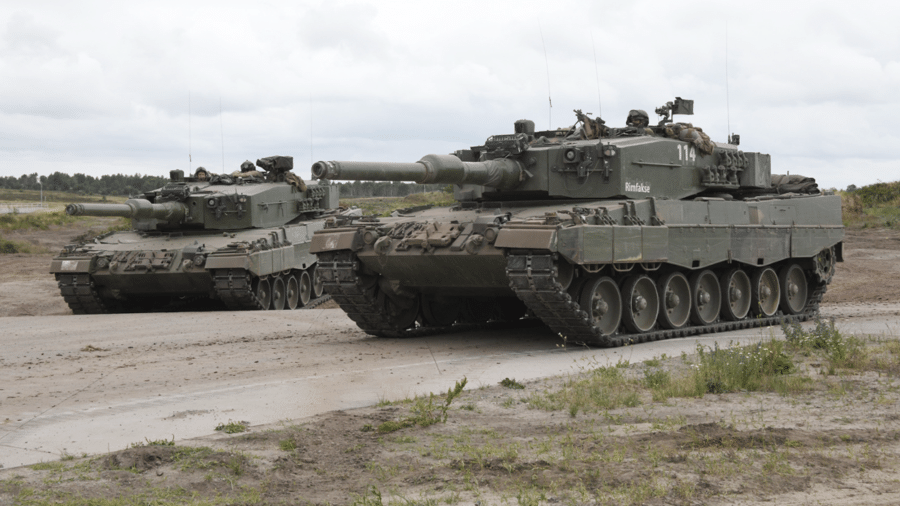 Tanques Leopard 2, produzidos pela alemã Krauss-Maffei Wegmann (KMW) - Reprodução / Krauss-Maffei Wegmann (KMW)