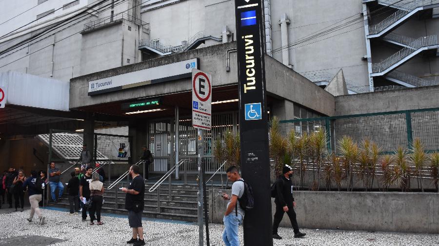 Estação Tucuruvi amanhece fechada na manhã de hoje (28) durante greve do Metrô e CPTM