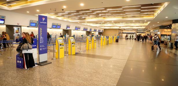 Argentina barra entrada de brasileiros ao alegar que fazem 'falso turismo'