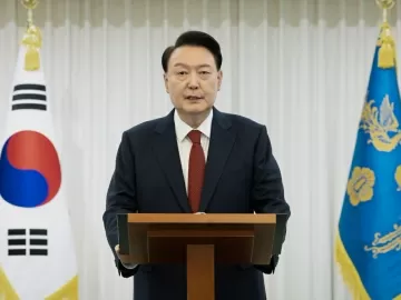 Presidente deposto na Coreia do Sul resiste à prisão e cresce o risco de violência