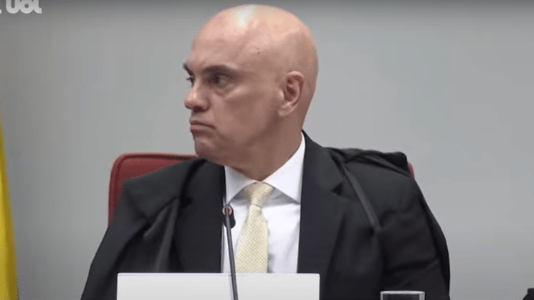Ministro Moraes olha para o PGR, Paulo Gonet, no interrogatório do ex-presidente Jair Bolsonaro (PL) sobre tentativa de golpe Ministro Moraes olha para o PGR, Paulo Gonet, no interrogatório do ex-presidente Jair Bolsonaro (PL) sobre tentativa de golpe