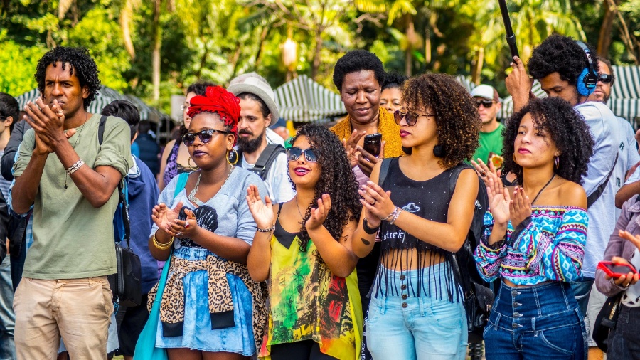 Jovens comemorando o Dia da Consciência Negra - Cris Faga/Fox Press Photo/Estadão Conteúdo