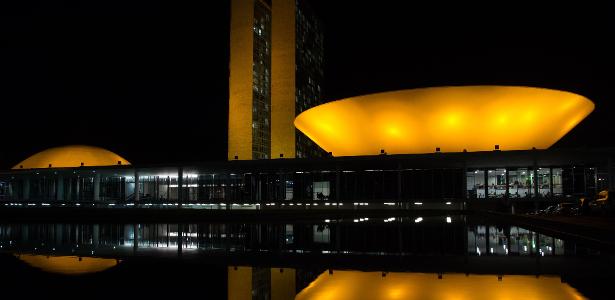 Estabilidade de nº de suicídios desmente Bolsonaro sobre quarentena - Vimarsana News