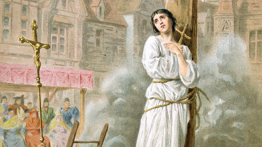 Ilustração de Joana D"Arc, queimada em fogueira em 30 de maio de 1431 - Ann Ronan Pictures/Print Collector/Getty Images