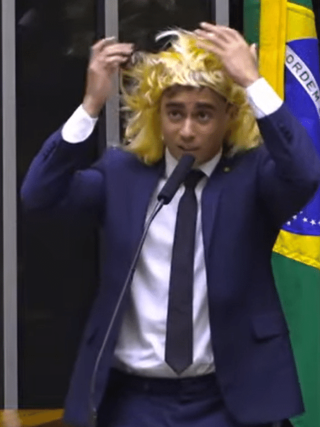 Nikolas Ferreira faz discurso transfóbico na Câmara dos Deputados no Dia Internacional da Mulher - TV Câmara